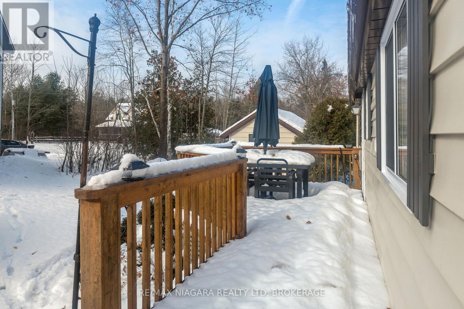 18 Sallows Drive, Tay, Ontario  L0K 2A0 - Photo 33 - S12602522
