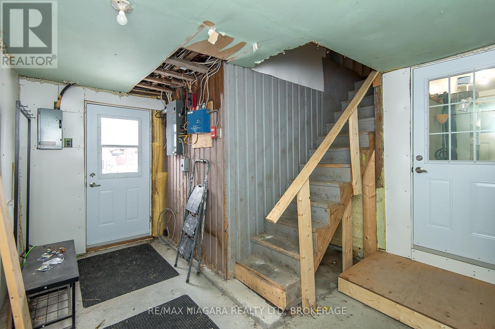 1937 Brookfield Road, Port Colborne, Ontario  L3K 5V3 - Photo 17 - X12603122