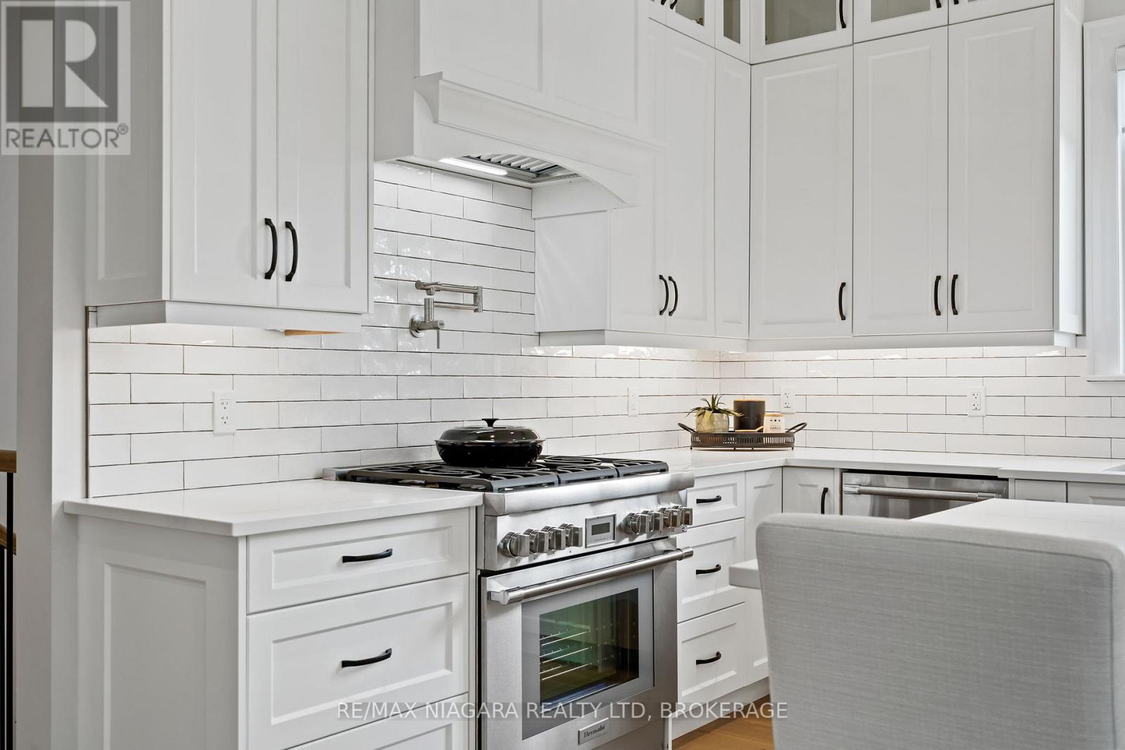 107 Millpond Road, Niagara-On-The-Lake, Ontario  L0S 1J1 - Photo 8 - X12606302