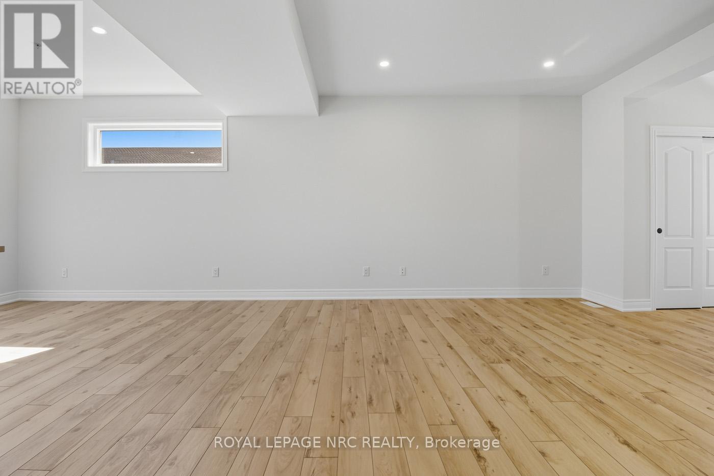 16 - 121a Moffatt Street, St. Catharines, Ontario  L2P 0G4 - Photo 15 - X12608882