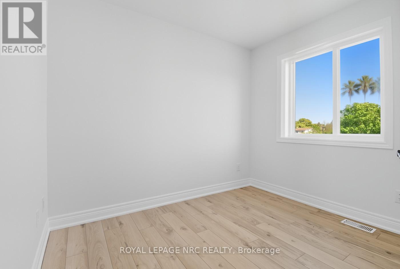 16 - 121a Moffatt Street, St. Catharines, Ontario  L2P 0G4 - Photo 17 - X12608882