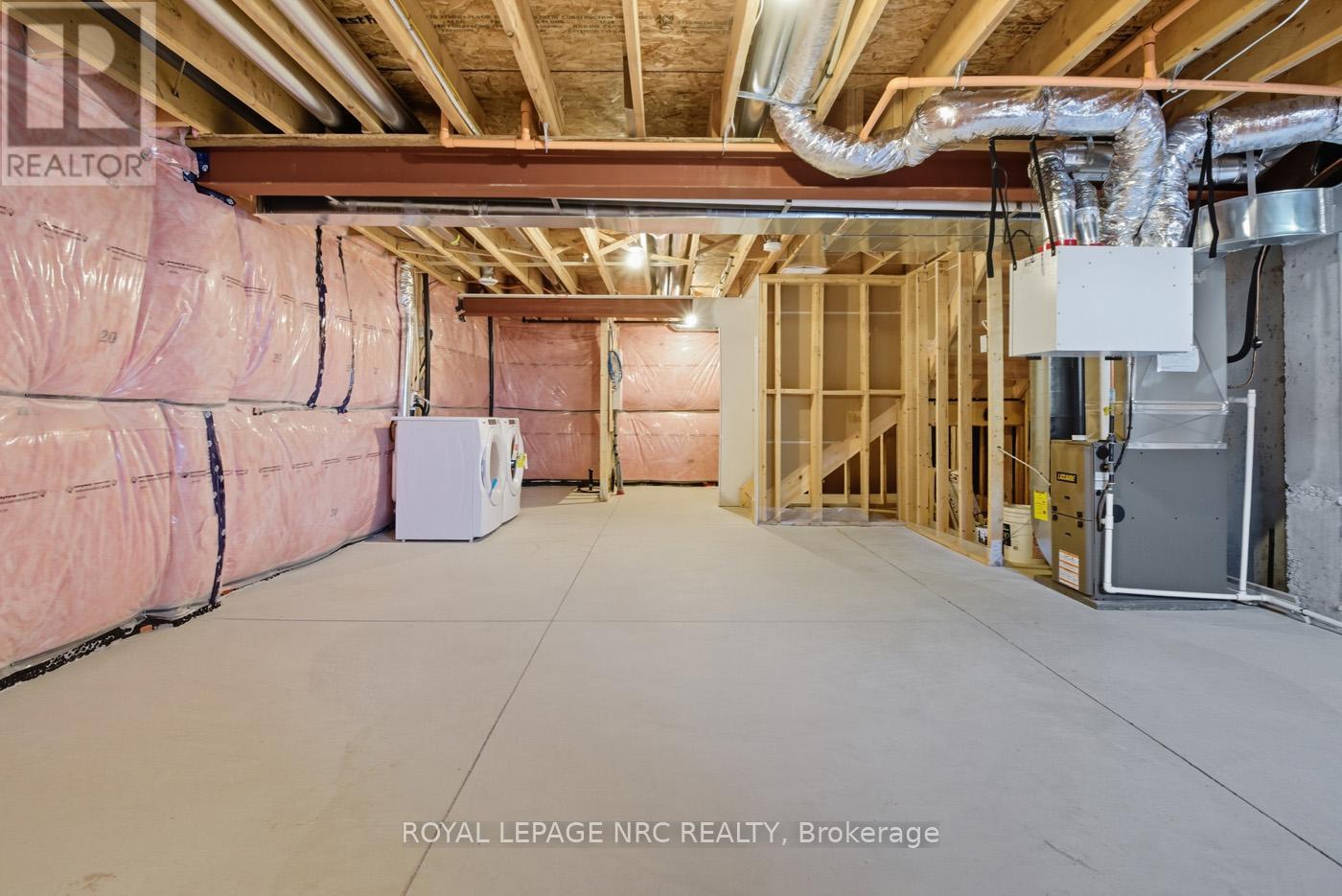 16 - 121a Moffatt Street, St. Catharines, Ontario  L2P 0G4 - Photo 26 - X12608882