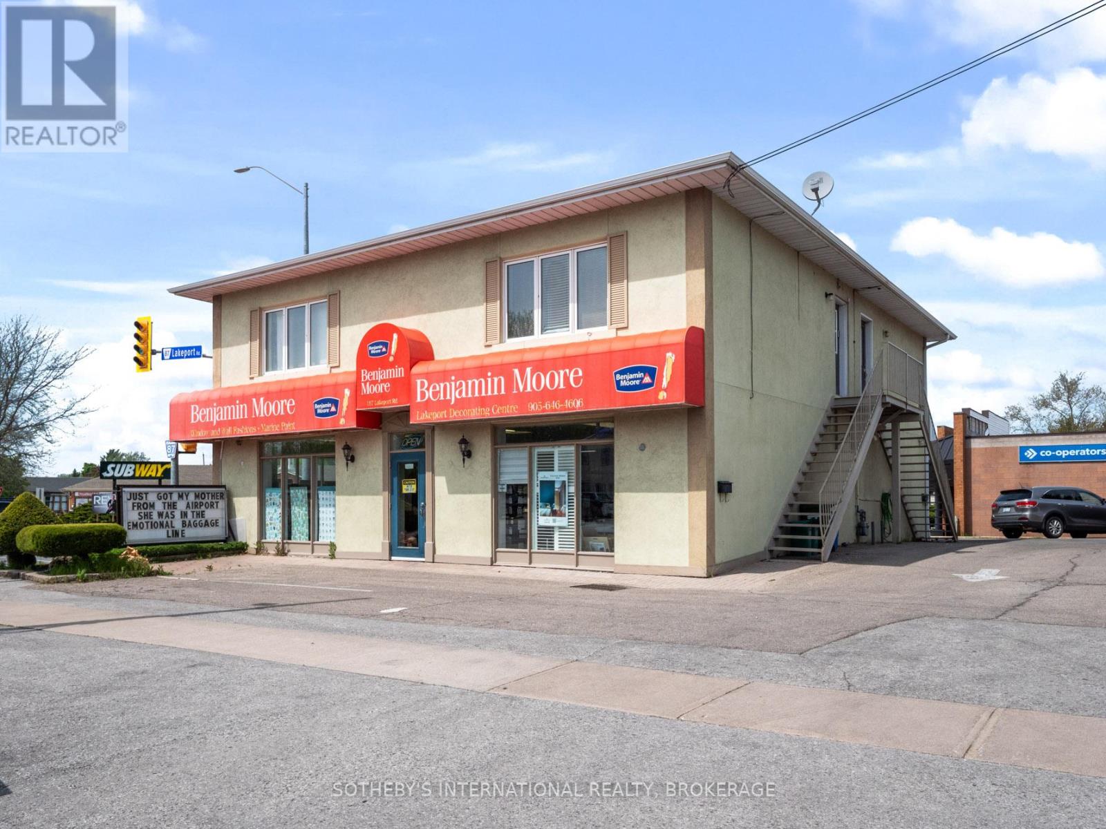 117 Lakeport Road, St. Catharines, Ontario  L2N 4R2 - Photo 10 - X12610152