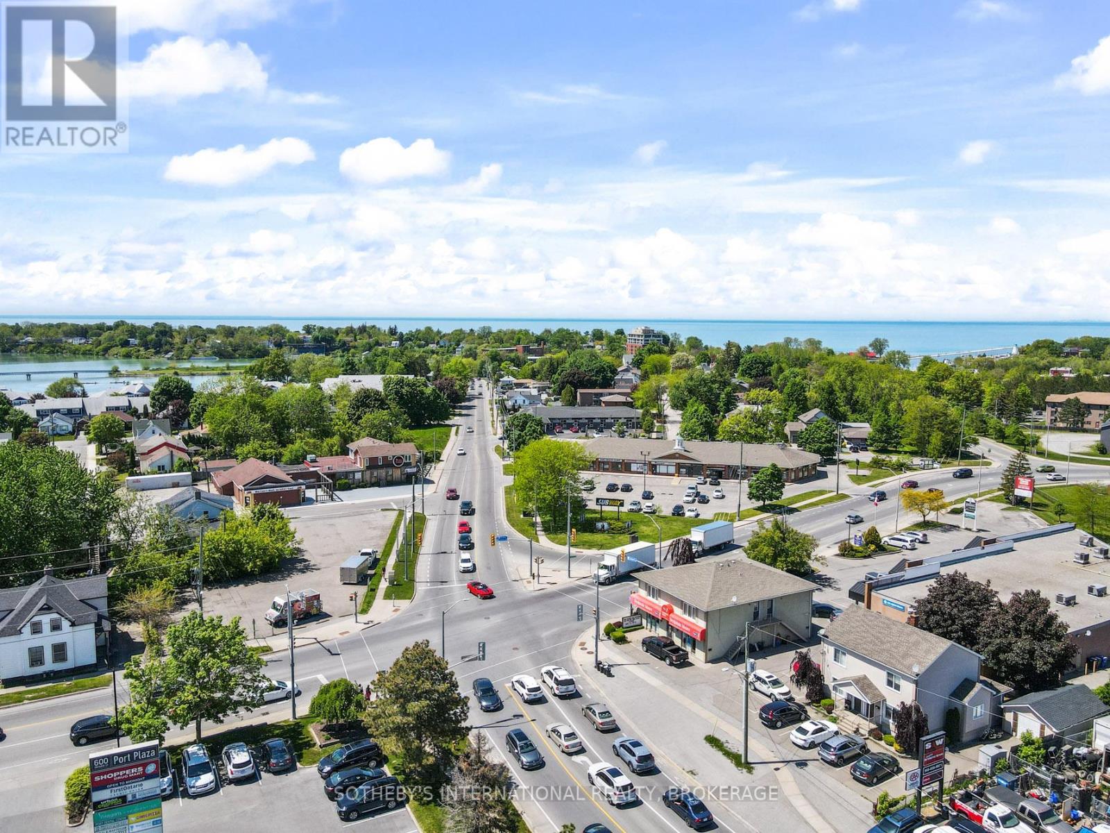 117 Lakeport Road, St. Catharines, Ontario  L2N 4R2 - Photo 7 - X12610152