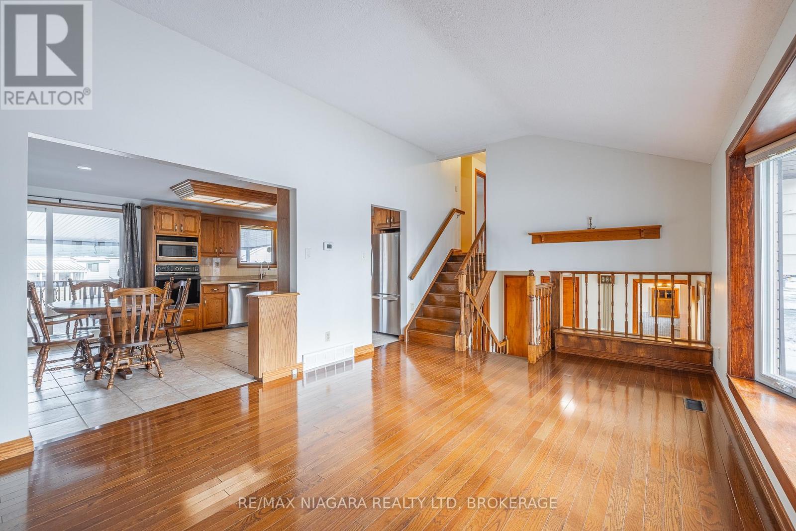 5923 Keith Street, Niagara Falls, Ontario  L2J 1J8 - Photo 14 - X12610186