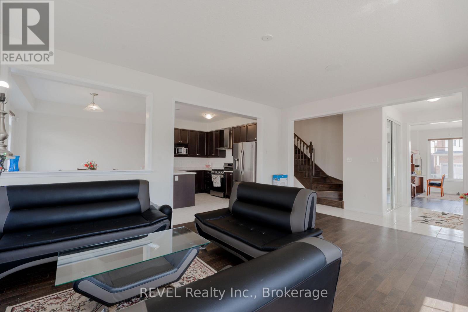 8797 Pawpaw Lane, Niagara Falls, Ontario  L2H 3S4 - Photo 6 - X12610364