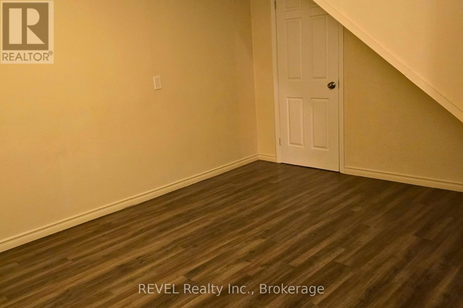 Lower Level - 33 Dundas Crescent, St. Catharines, Ontario  L2T 1T4 - Photo 12 - X12610600