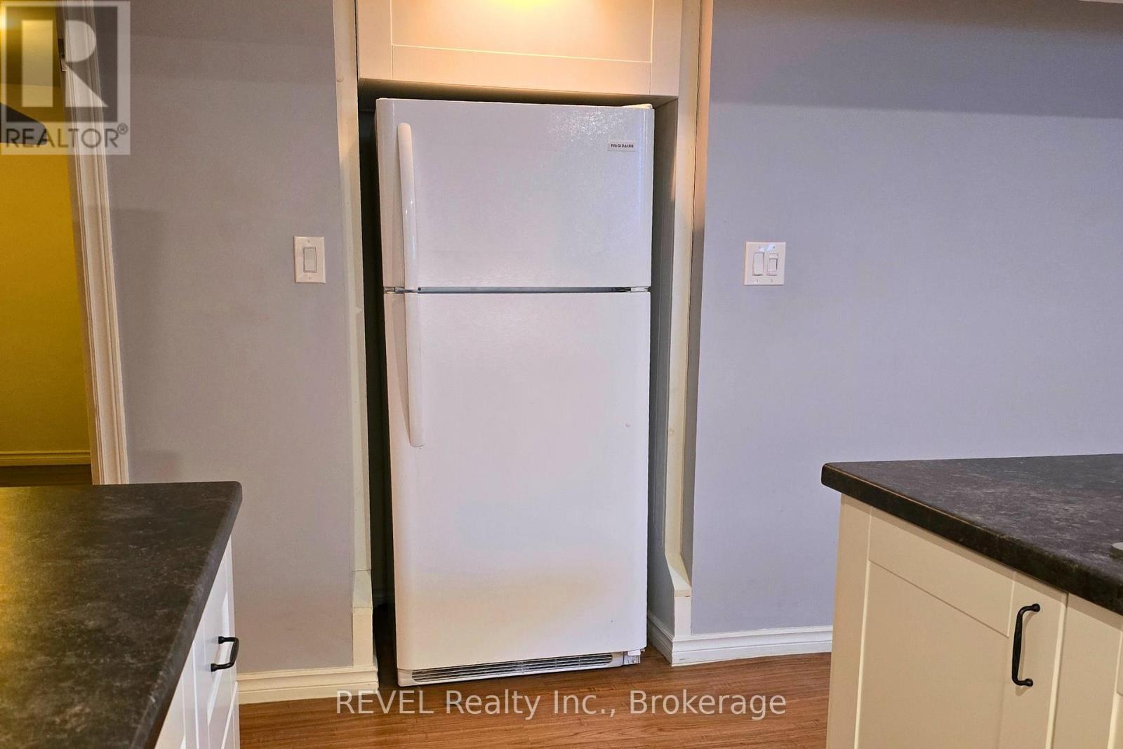 Lower Level - 33 Dundas Crescent, St. Catharines, Ontario  L2T 1T4 - Photo 5 - X12610600