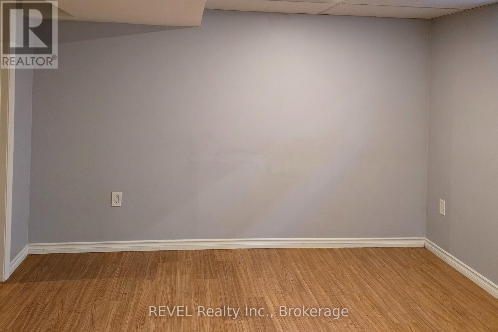 Lower Level - 33 Dundas Crescent, St. Catharines, Ontario  L2T 1T4 - Photo 8 - X12610600