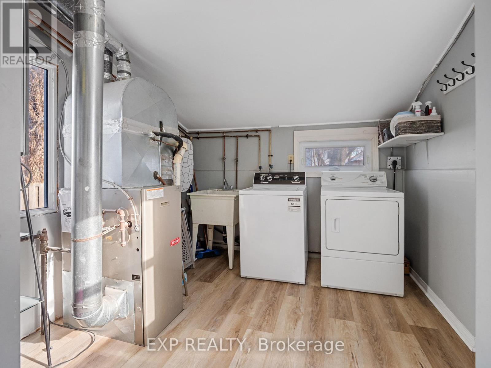 4354 Fifth Avenue, Niagara Falls, Ontario  L2E 4R2 - Photo 15 - X12611046