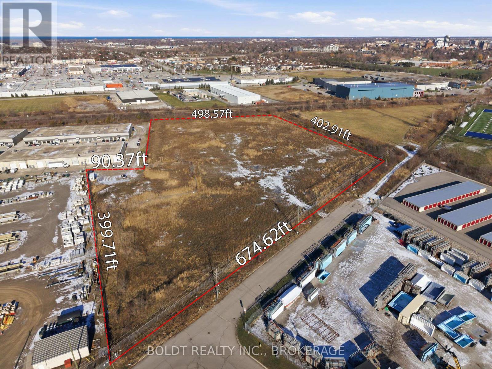240 Ridley Road W, St. Catharines, Ontario  L2R 6P7 - Photo 2 - X12612962