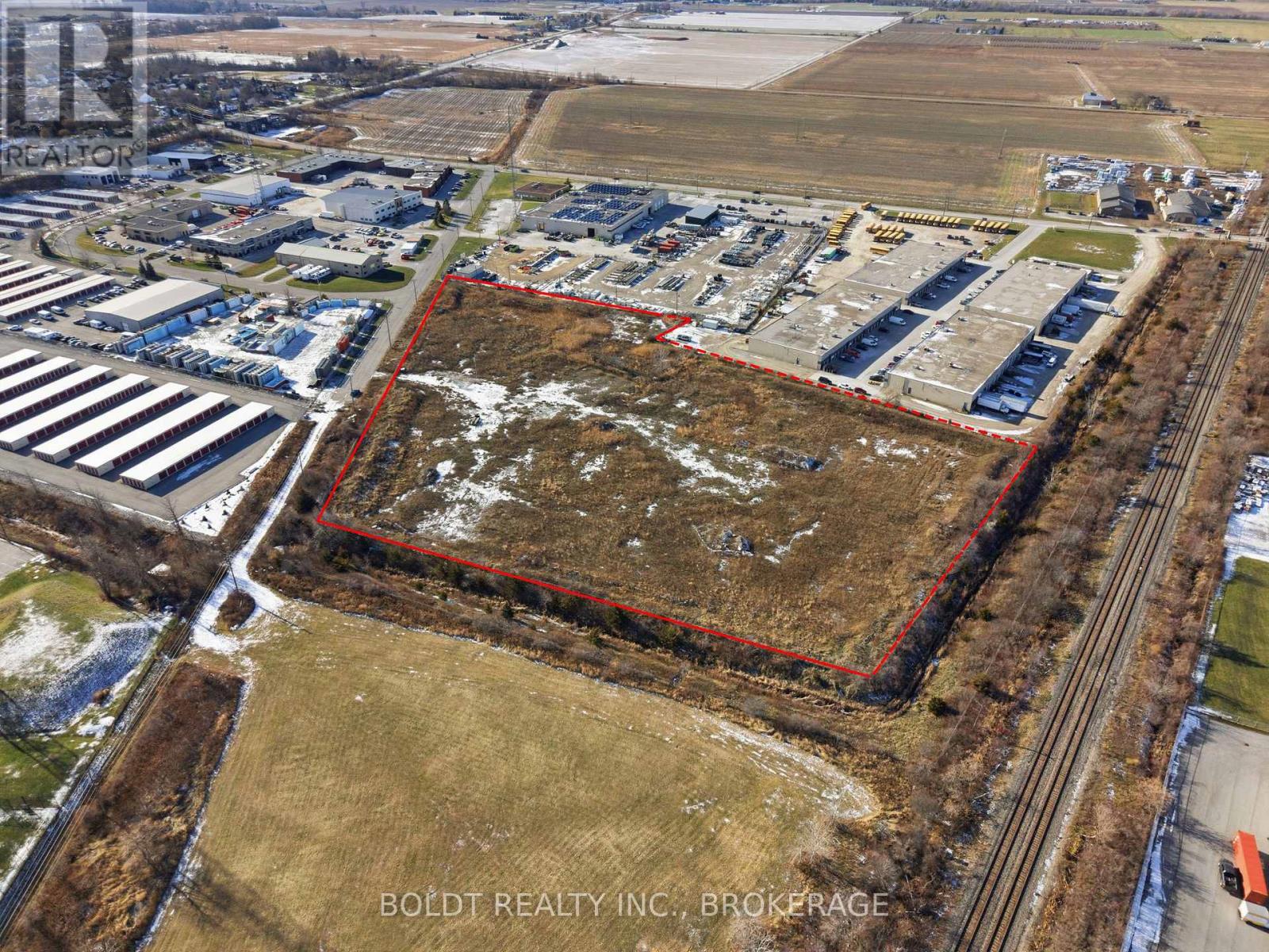 240 Ridley Road W, St. Catharines, Ontario  L2R 6P7 - Photo 3 - X12612962