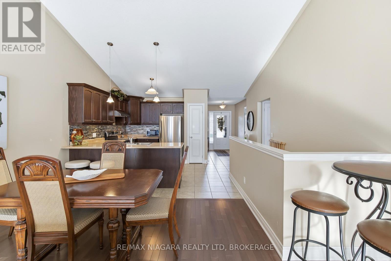 3959 Lower Coach Road, Fort Erie, Ontario  L0S 1S0 - Photo 14 - X12613158