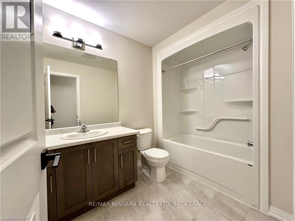 47 Saffron Way, Pelham, Ontario  L0S 1E1 - Photo 14 - X12613742