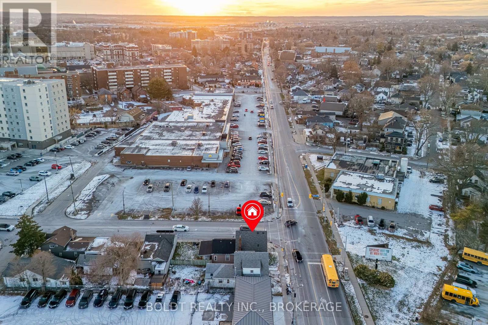 132 Welland Avenue, St. Catharines, Ontario  L2R 2N6 - Photo 20 - X12614842