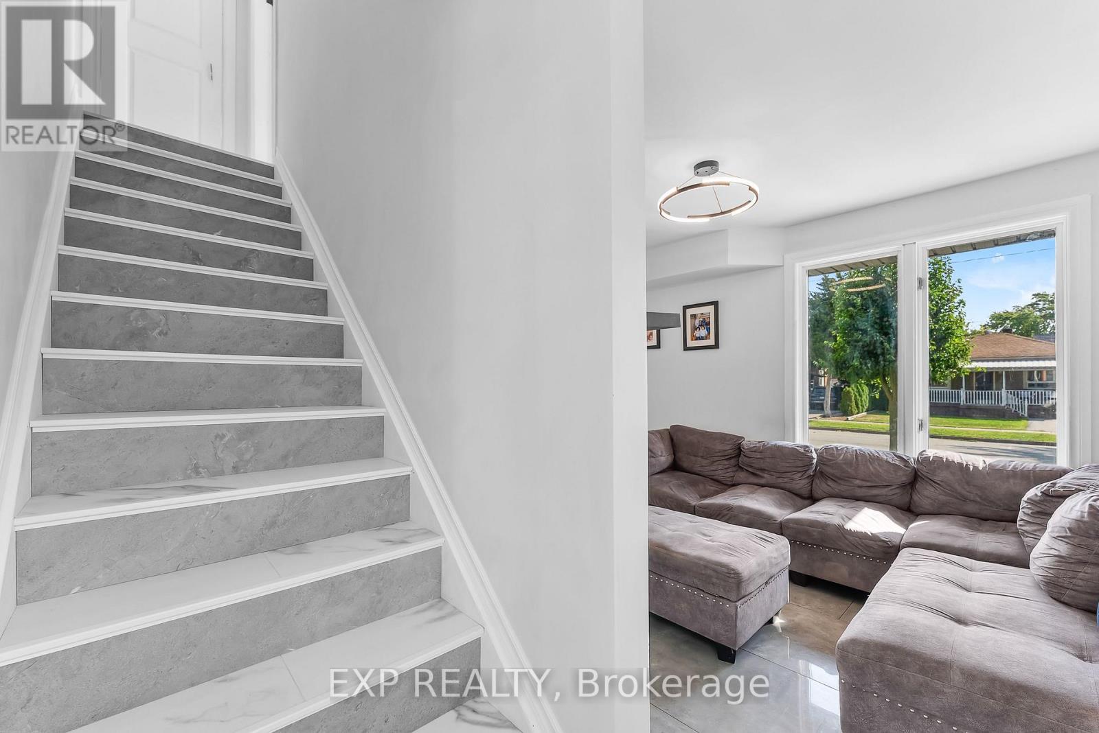 249 Wallace Avenue S, Welland, Ontario  L3B 1R7 - Photo 15 - X12614908