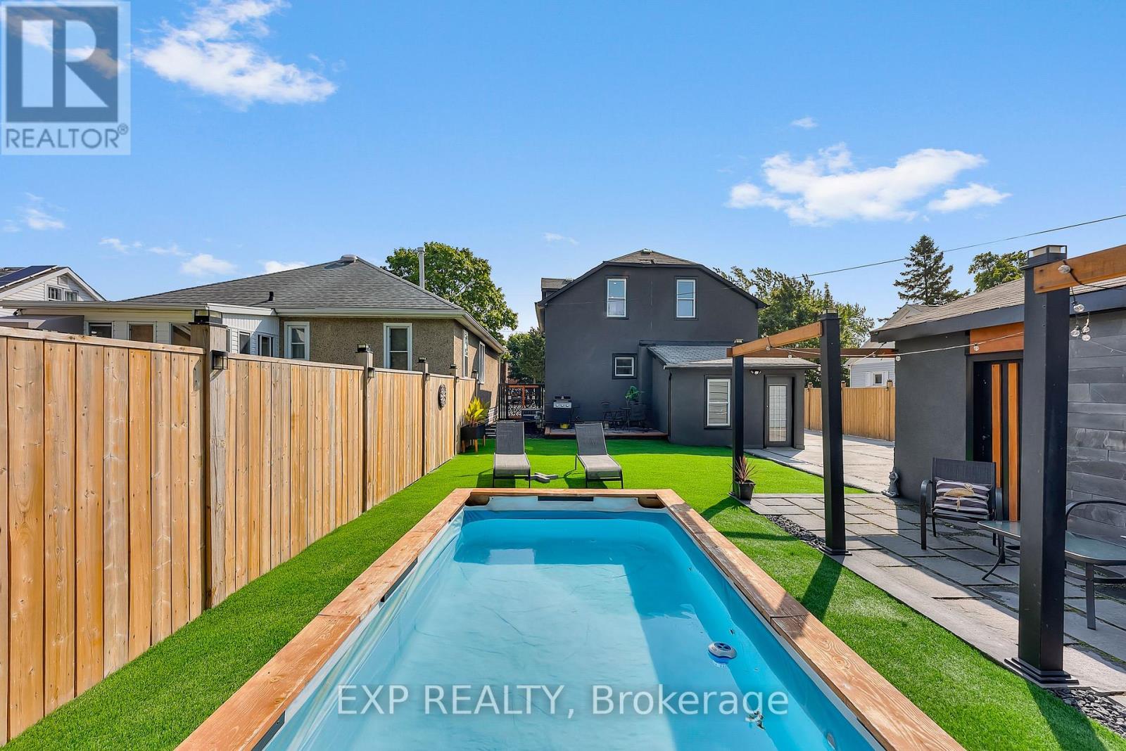 249 Wallace Avenue S, Welland, Ontario  L3B 1R7 - Photo 31 - X12614908