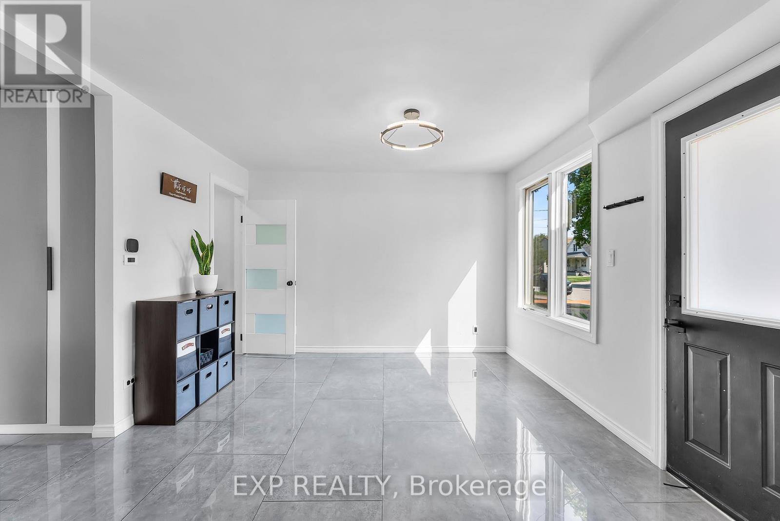 249 Wallace Avenue S, Welland, Ontario  L3B 1R7 - Photo 6 - X12614908