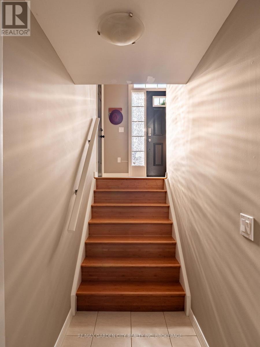 629 Broadway Avenue, Welland, Ontario  L3C 5M6 - Photo 14 - X12615346