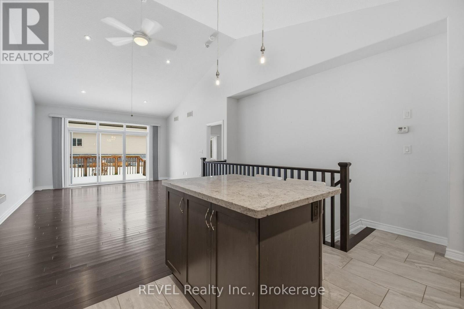 8 - 5490 Prince Edward Avenue, Niagara Falls, Ontario  L2G 0G5 - Photo 13 - X12627358