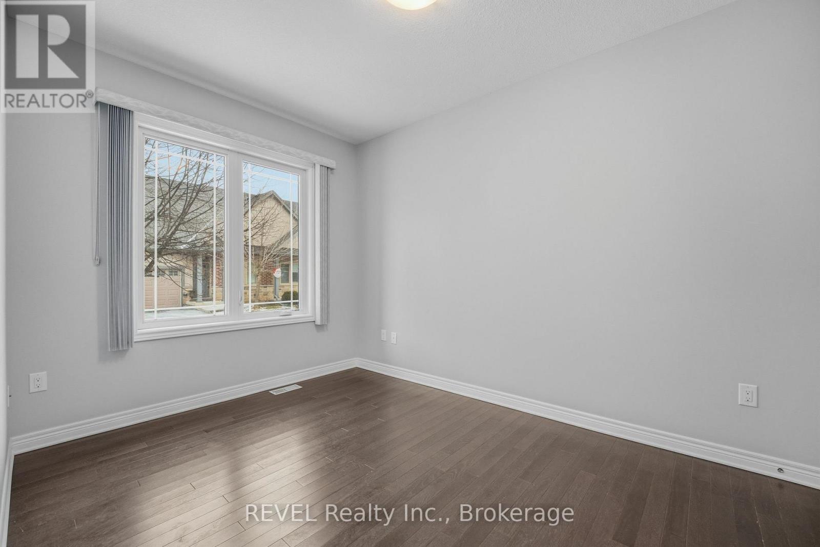 8 - 5490 Prince Edward Avenue, Niagara Falls, Ontario  L2G 0G5 - Photo 20 - X12627358