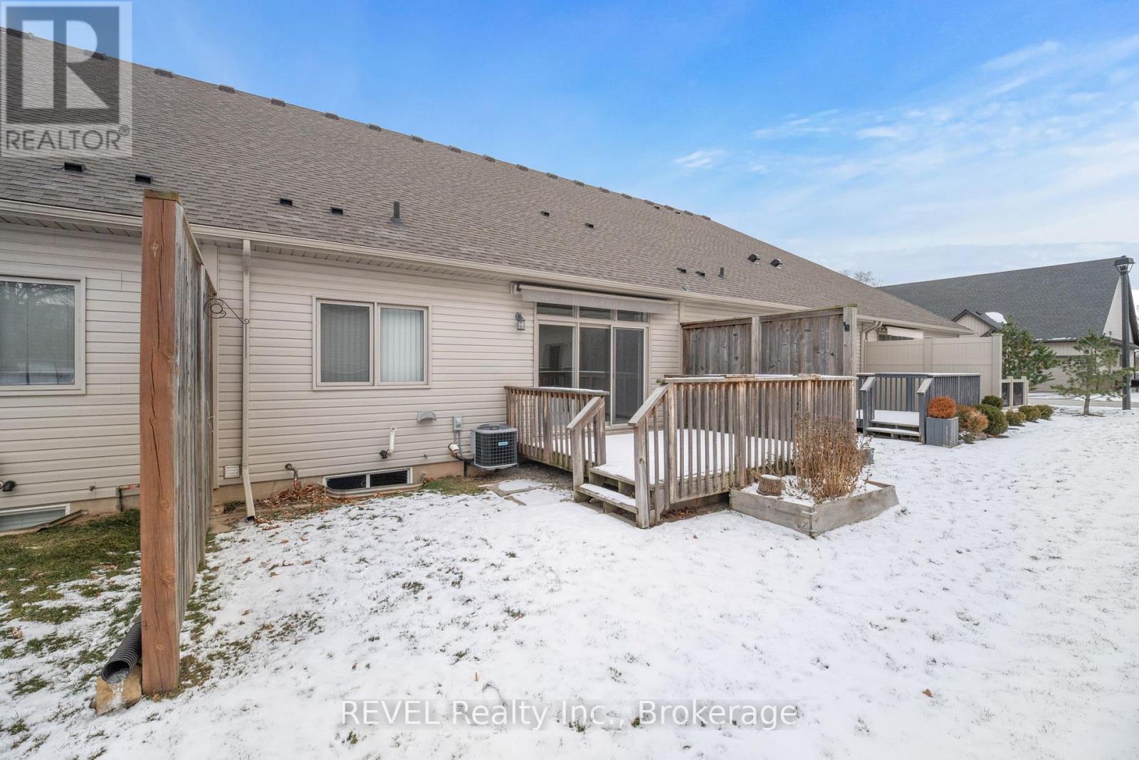 8 - 5490 Prince Edward Avenue, Niagara Falls, Ontario  L2G 0G5 - Photo 32 - X12627358