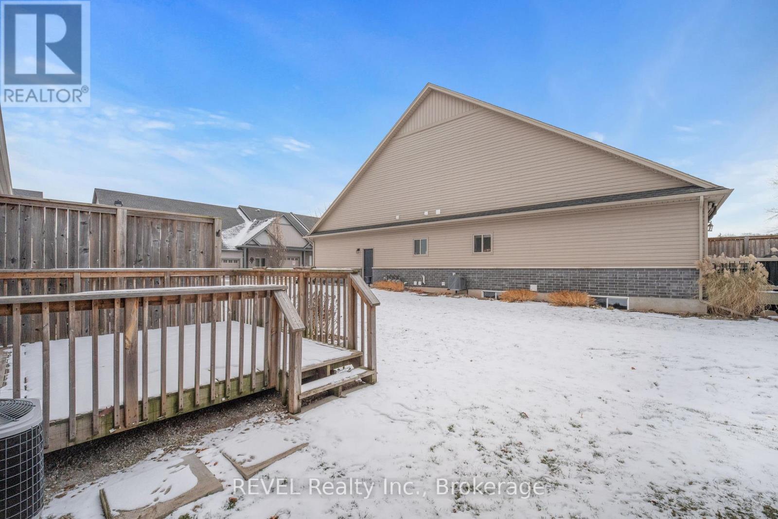 8 - 5490 Prince Edward Avenue, Niagara Falls, Ontario  L2G 0G5 - Photo 33 - X12627358