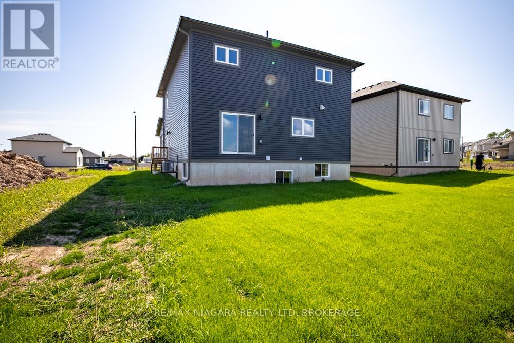 Lower - 158 Hillcrest Road, Port Colborne, Ontario  L3K 6E4 - Photo 11 - X12627712