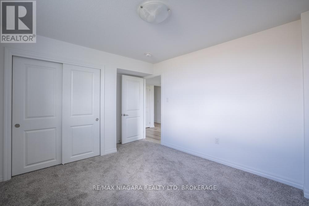 Lower - 158 Hillcrest Road, Port Colborne, Ontario  L3K 6E4 - Photo 9 - X12627712