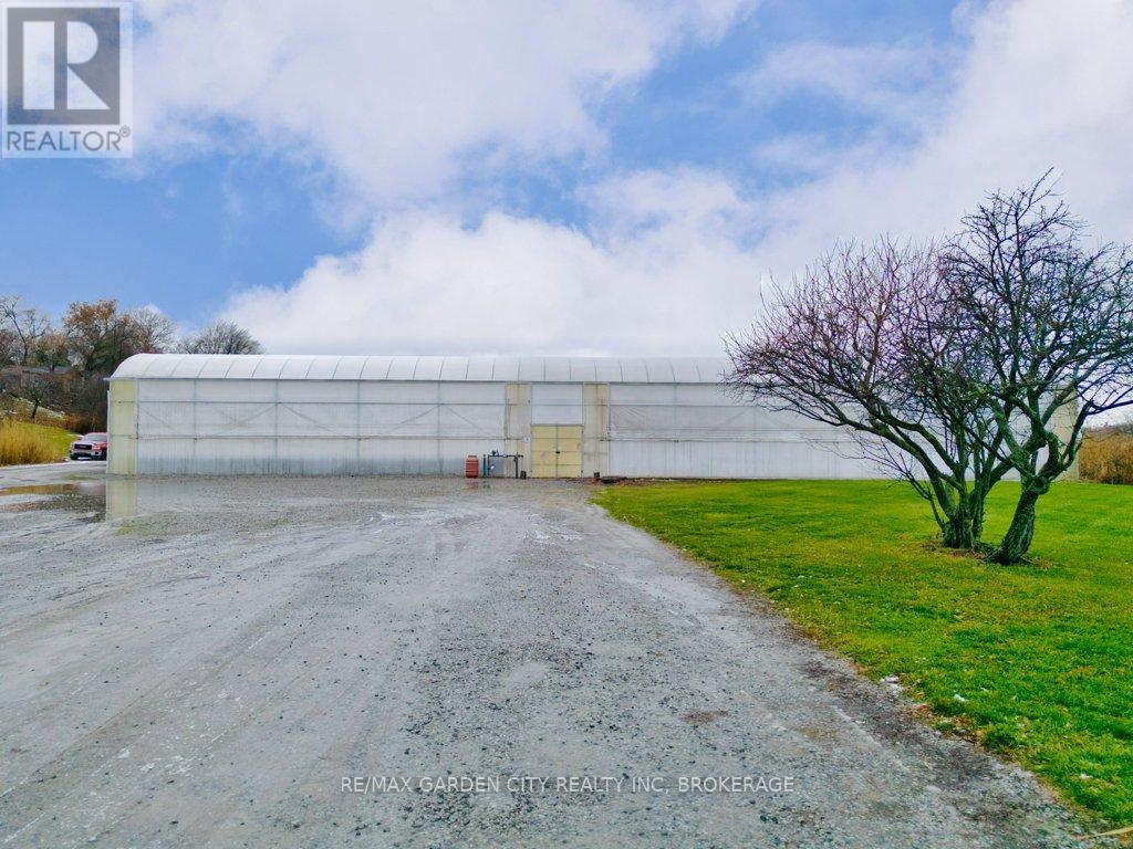 430 Concession 7 Road, Niagara-On-The-Lake, Ontario  L0S 1S0 - Photo 12 - X12627780