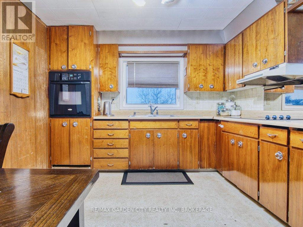 430 Concession 7 Road, Niagara-On-The-Lake, Ontario  L0S 1S0 - Photo 18 - X12627780