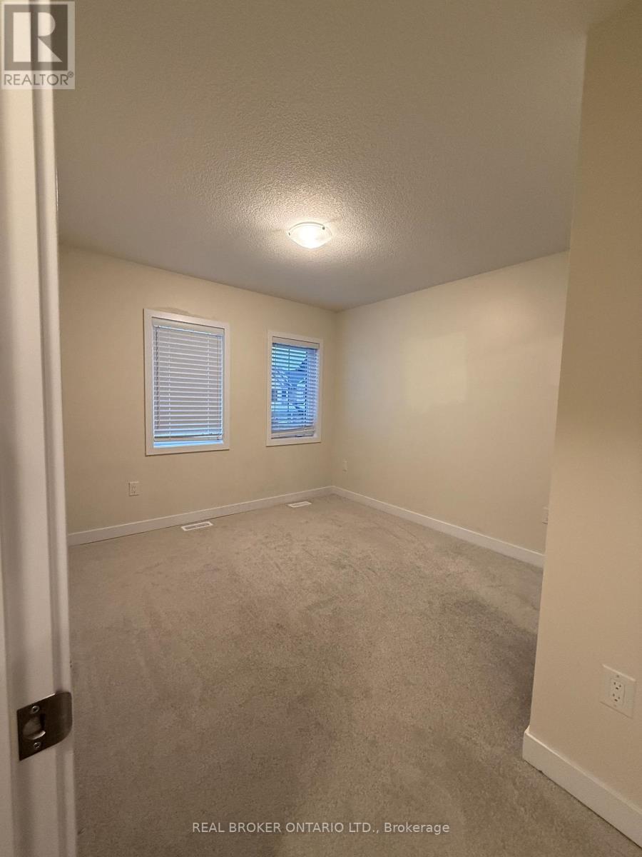 90 Sunflower Crescent, Thorold, Ontario  L3B 0L1 - Photo 22 - X12627976