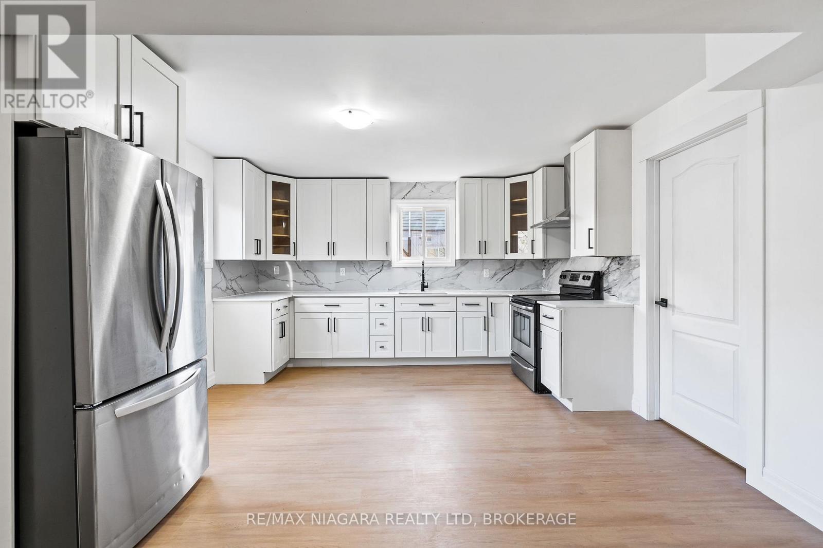 396 Fairview Road, Fort Erie, Ontario  L2A 4S2 - Photo 19 - X12630590