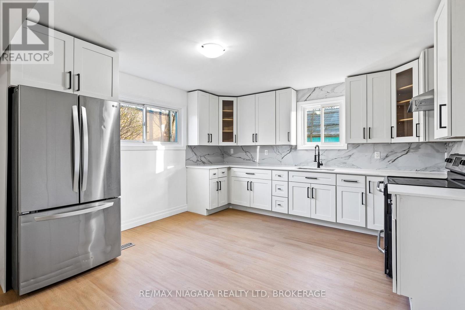 396 Fairview Road, Fort Erie, Ontario  L2A 4S2 - Photo 20 - X12630590