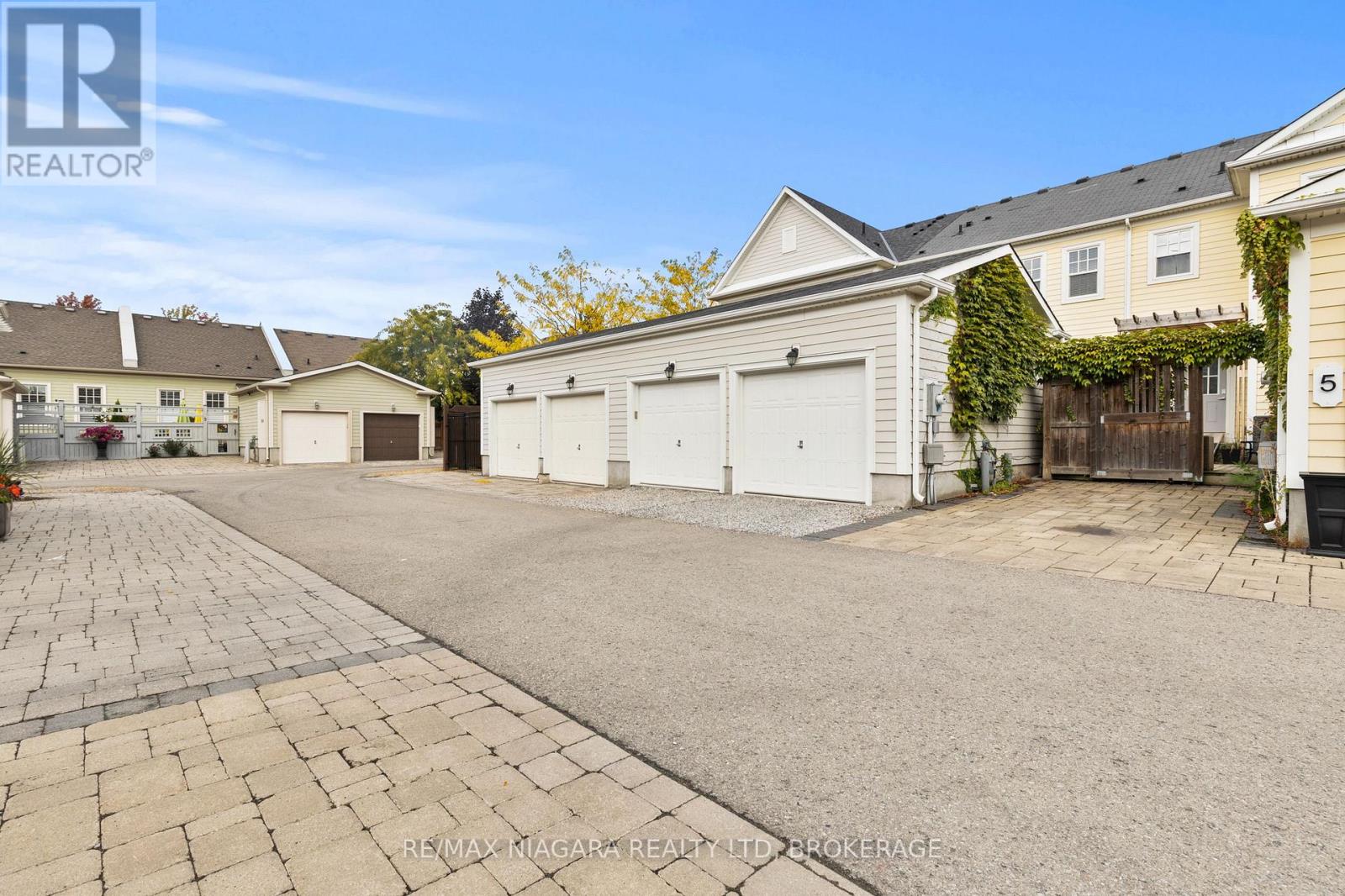 3 Blackbird Street, Niagara-On-The-Lake, Ontario  L0S 1J0 - Photo 5 - X12630988