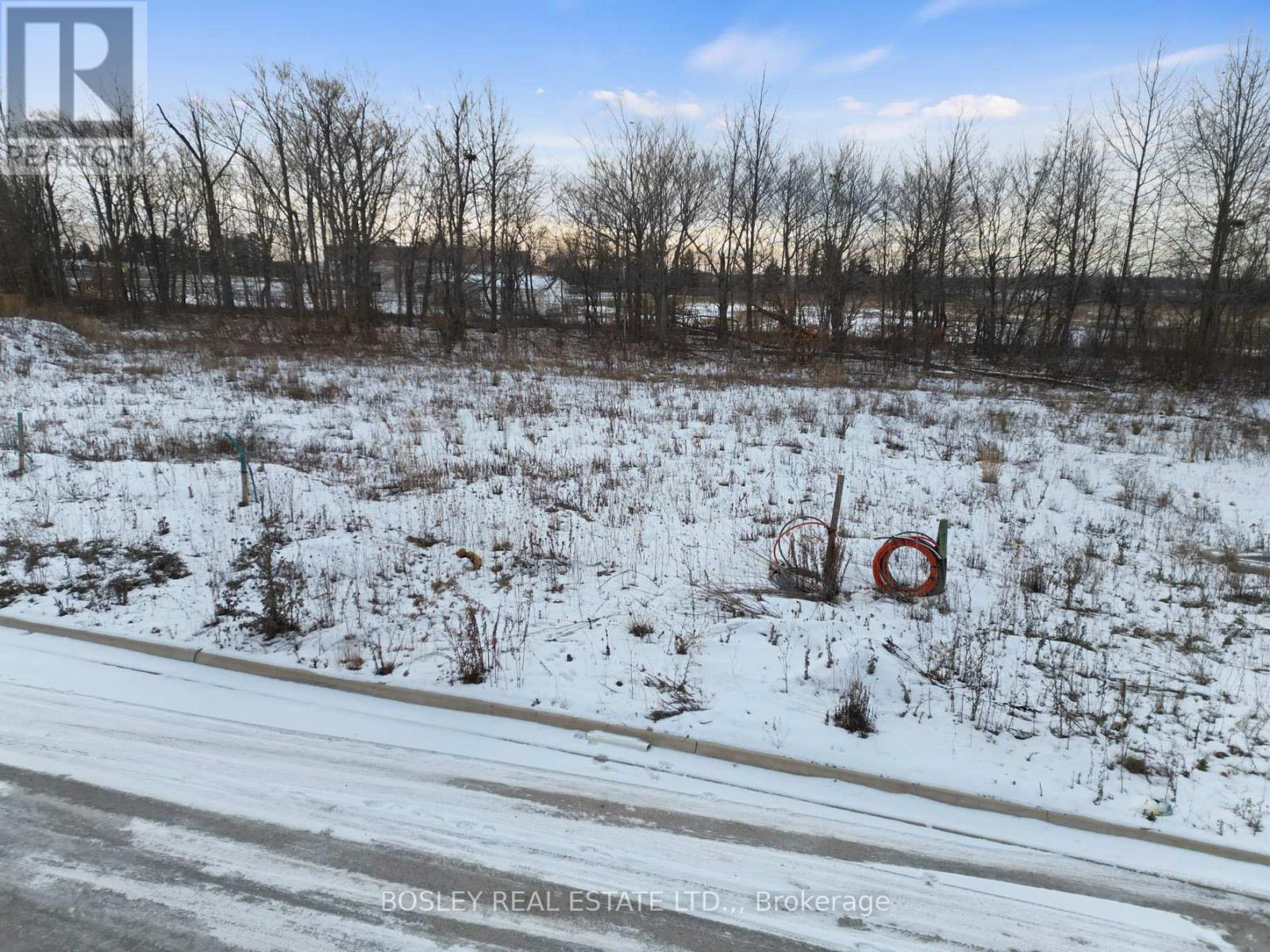 172 Hodgkins Avenue, Thorold, Ontario  L2V 0M6 - Photo 8 - X12631334