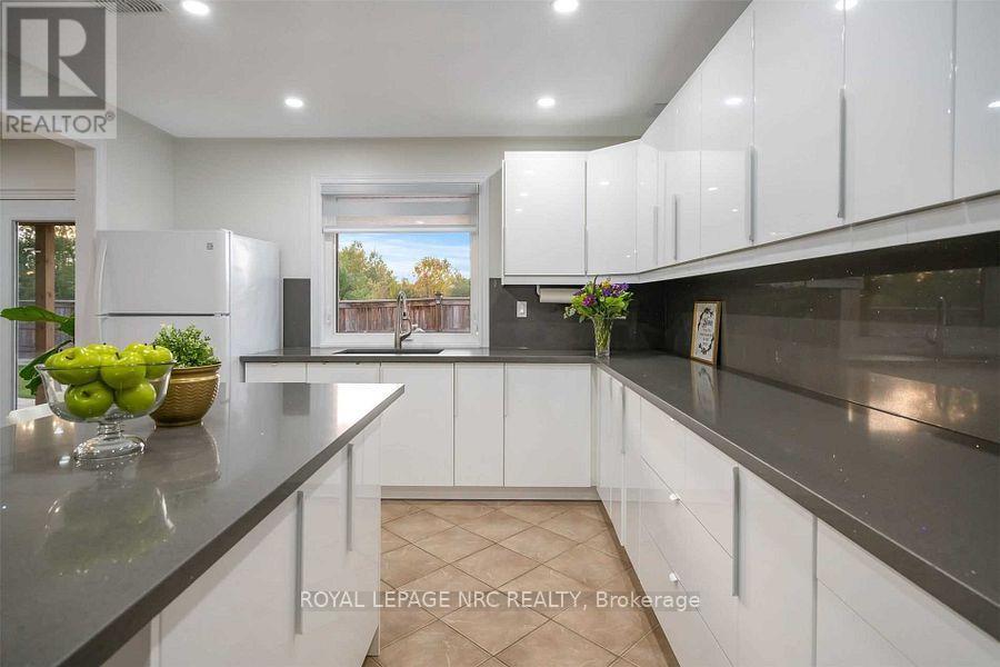 Basement - 89 Michelle Court, Welland, Ontario  L3C 0A2 - Photo 6 - X12631450