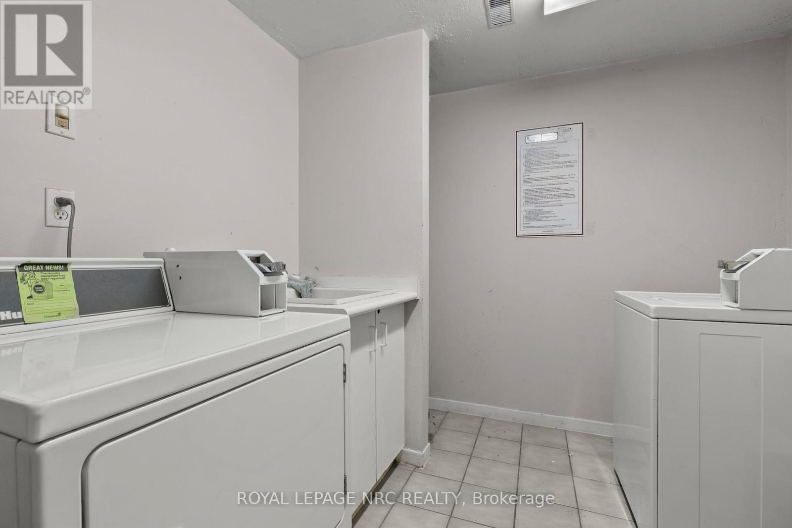 203 - 4872 Valley Way, Niagara Falls, Ontario  L2E 1W3 - Photo 18 - X12631654