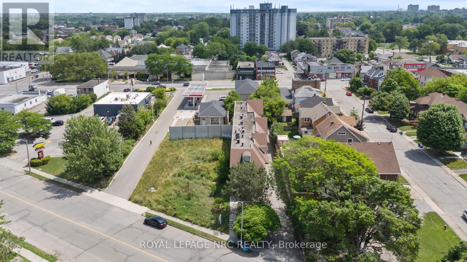 203 - 4872 Valley Way, Niagara Falls, Ontario  L2E 1W3 - Photo 27 - X12631654