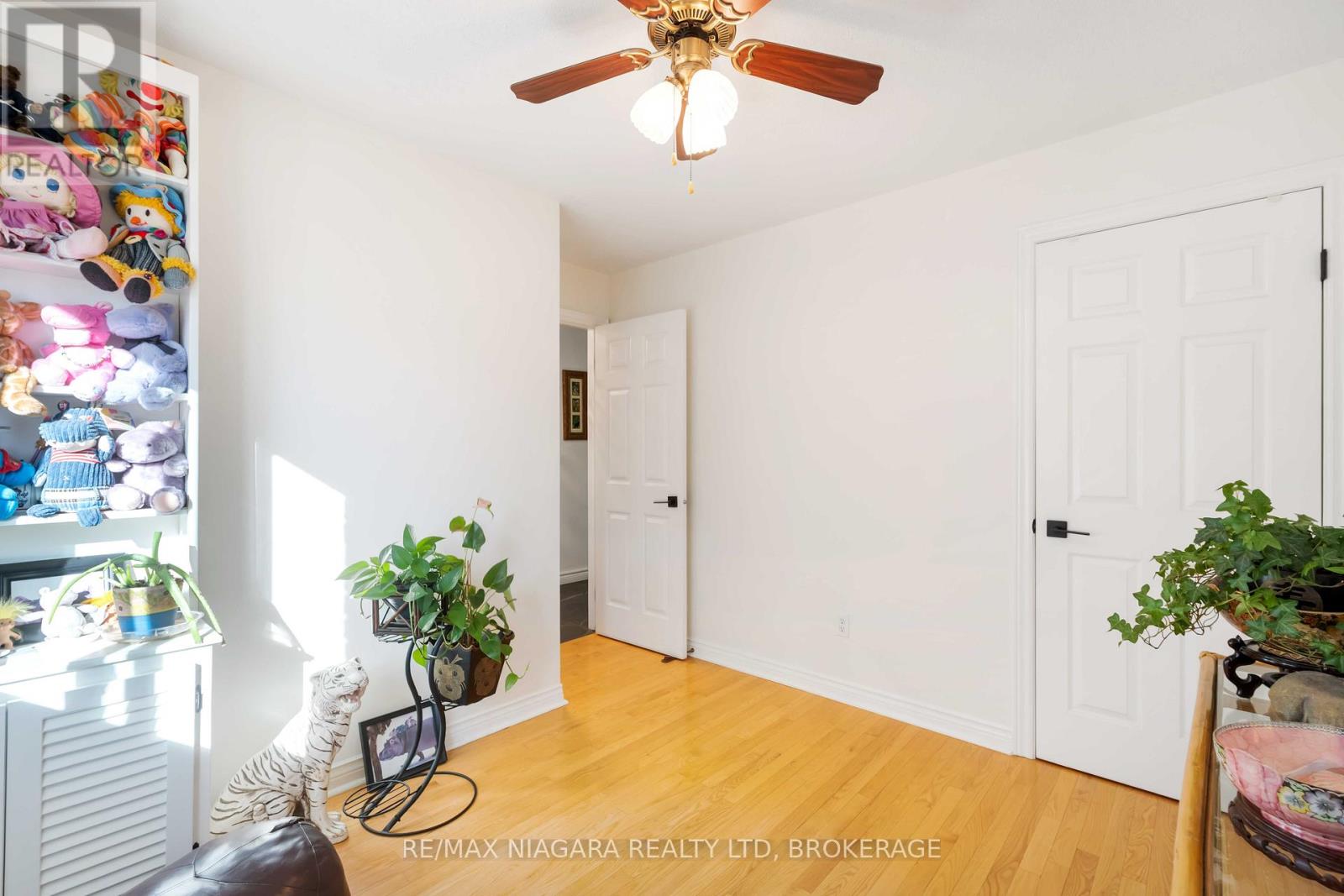 14 - 165 Main Street E, Grimsby, Ontario  L3M 1P2 - Photo 18 - X12631806