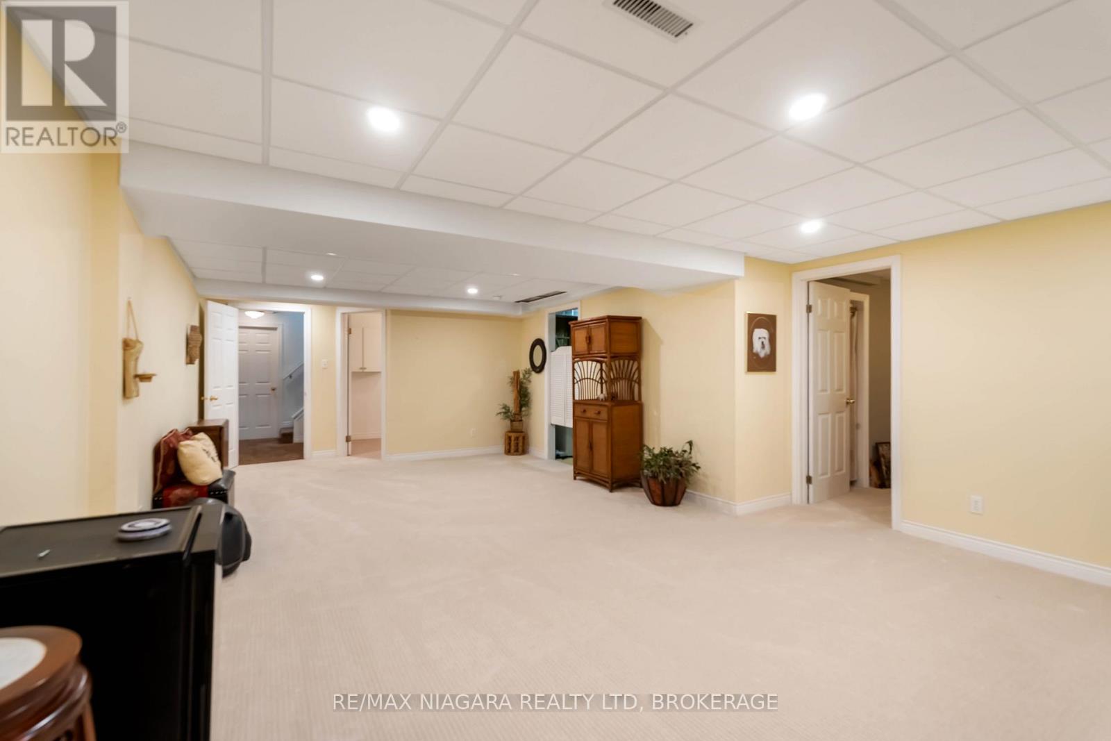 14 - 165 Main Street E, Grimsby, Ontario  L3M 1P2 - Photo 25 - X12631806