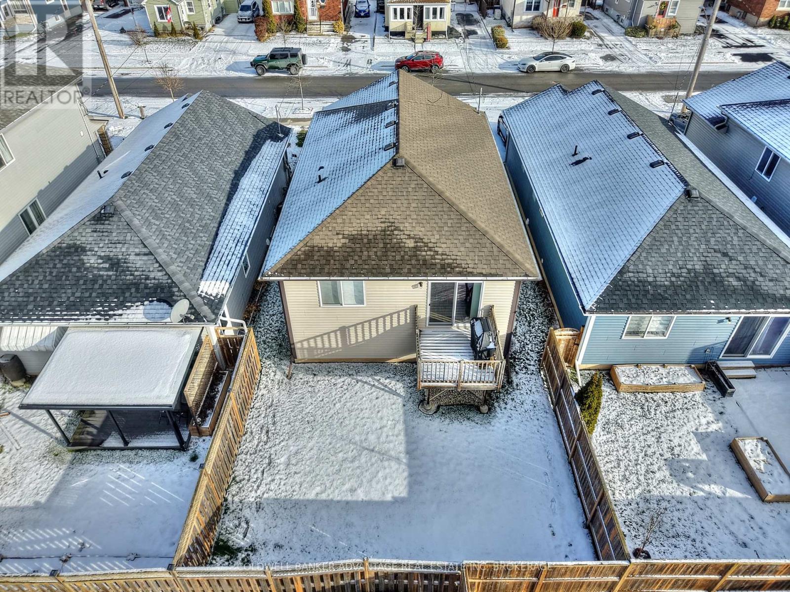 91 Scholfield Avenue S, Welland, Ontario  L3B 1N4 - Photo 25 - X12633218