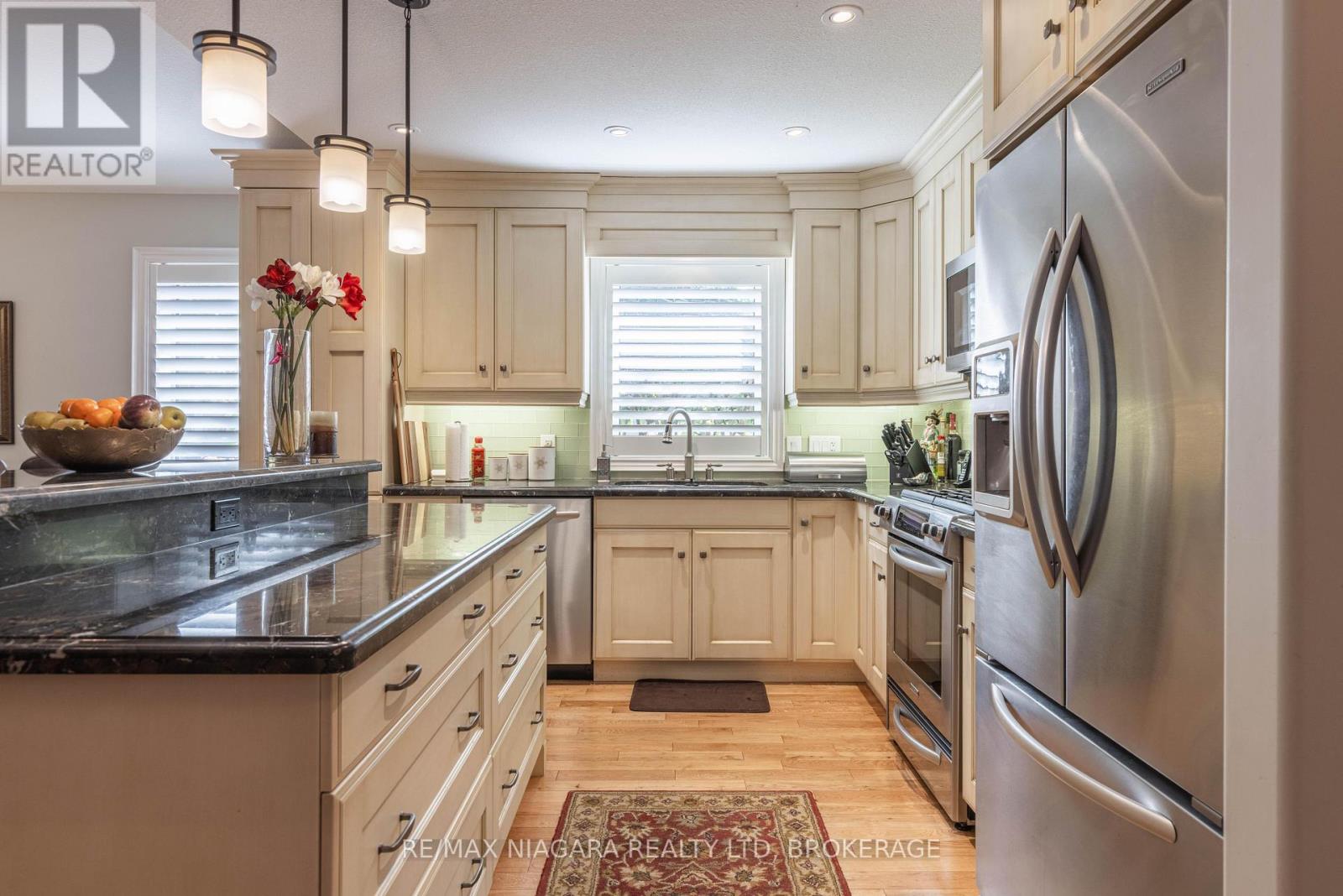 19 - 310 Ridge Road S, Fort Erie, Ontario  L0S 1N0 - Photo 10 - X12634918