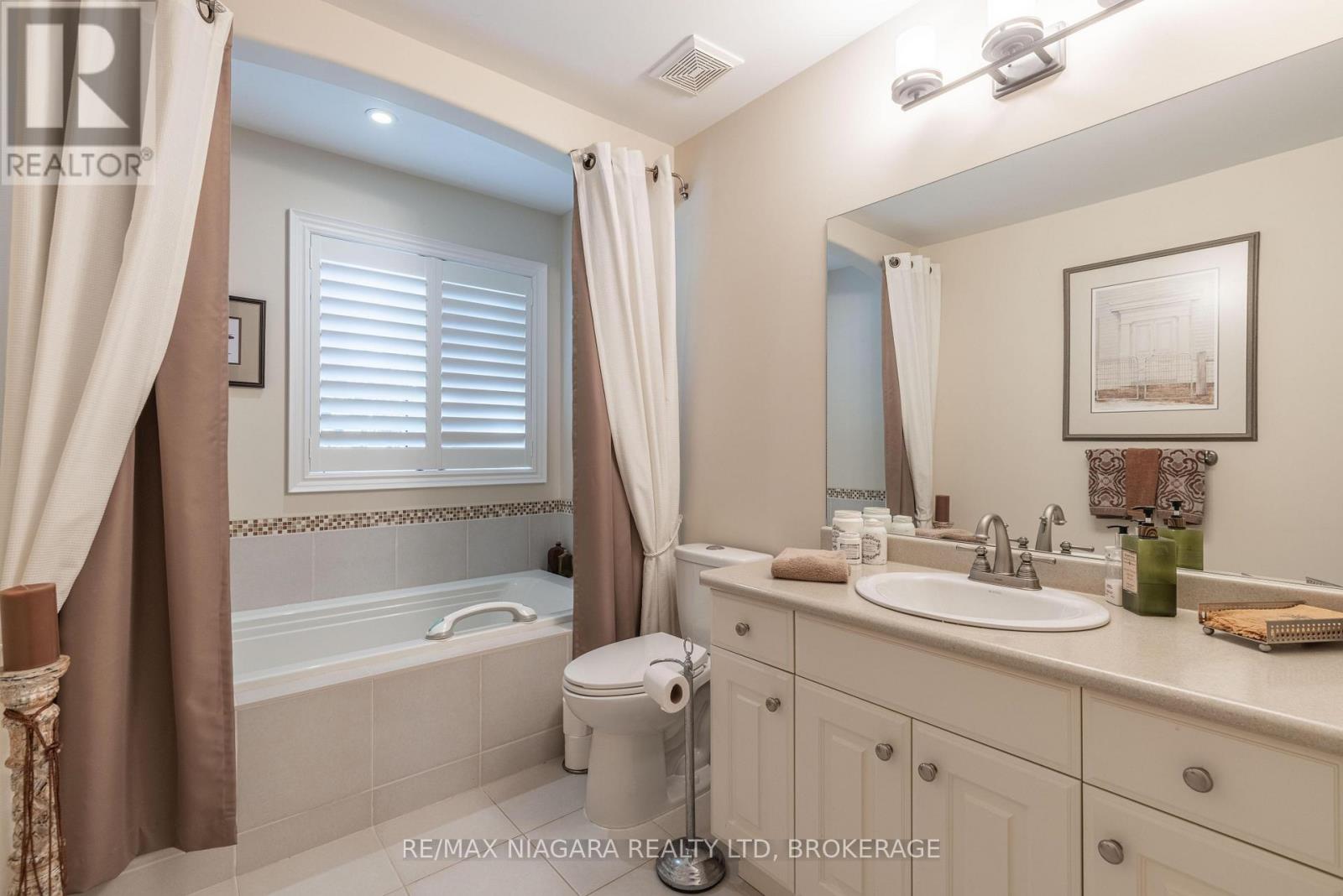 19 - 310 Ridge Road S, Fort Erie, Ontario  L0S 1N0 - Photo 21 - X12634918