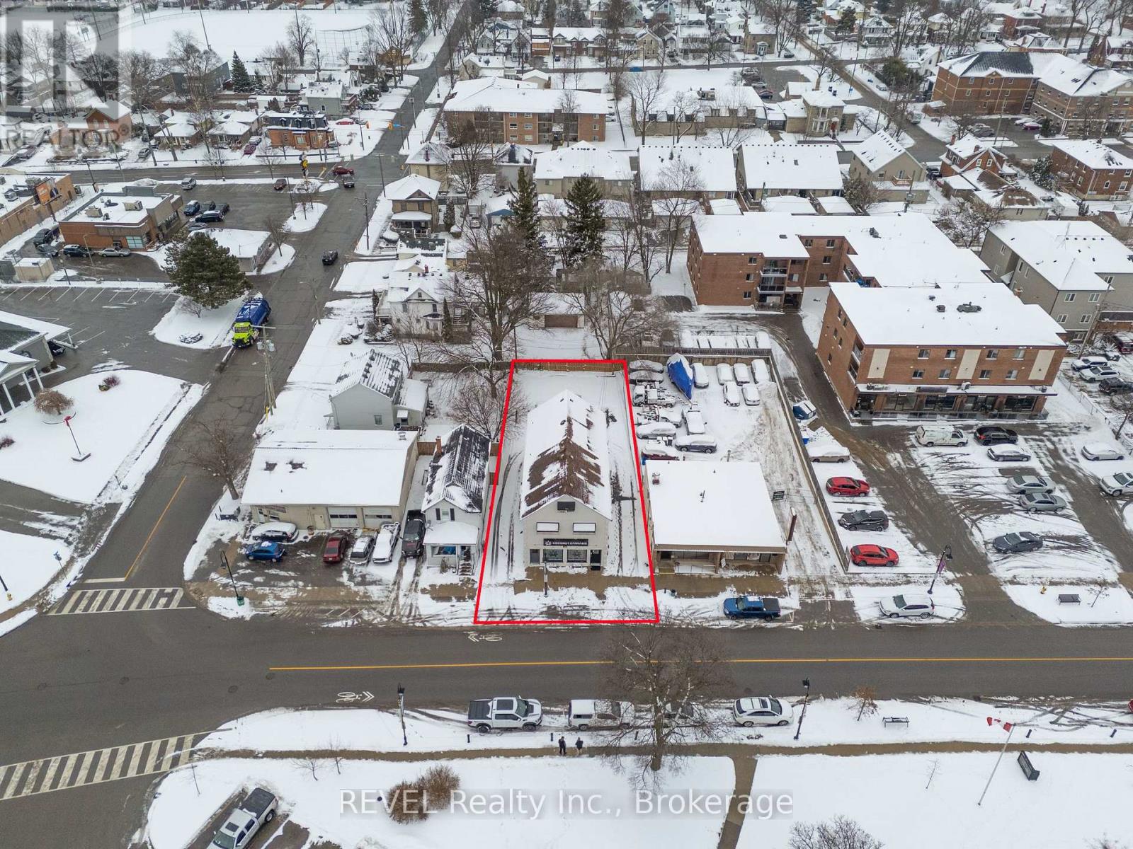 50 Front Street N, Thorold, Ontario  L2V 1X5 - Photo 12 - X12635694