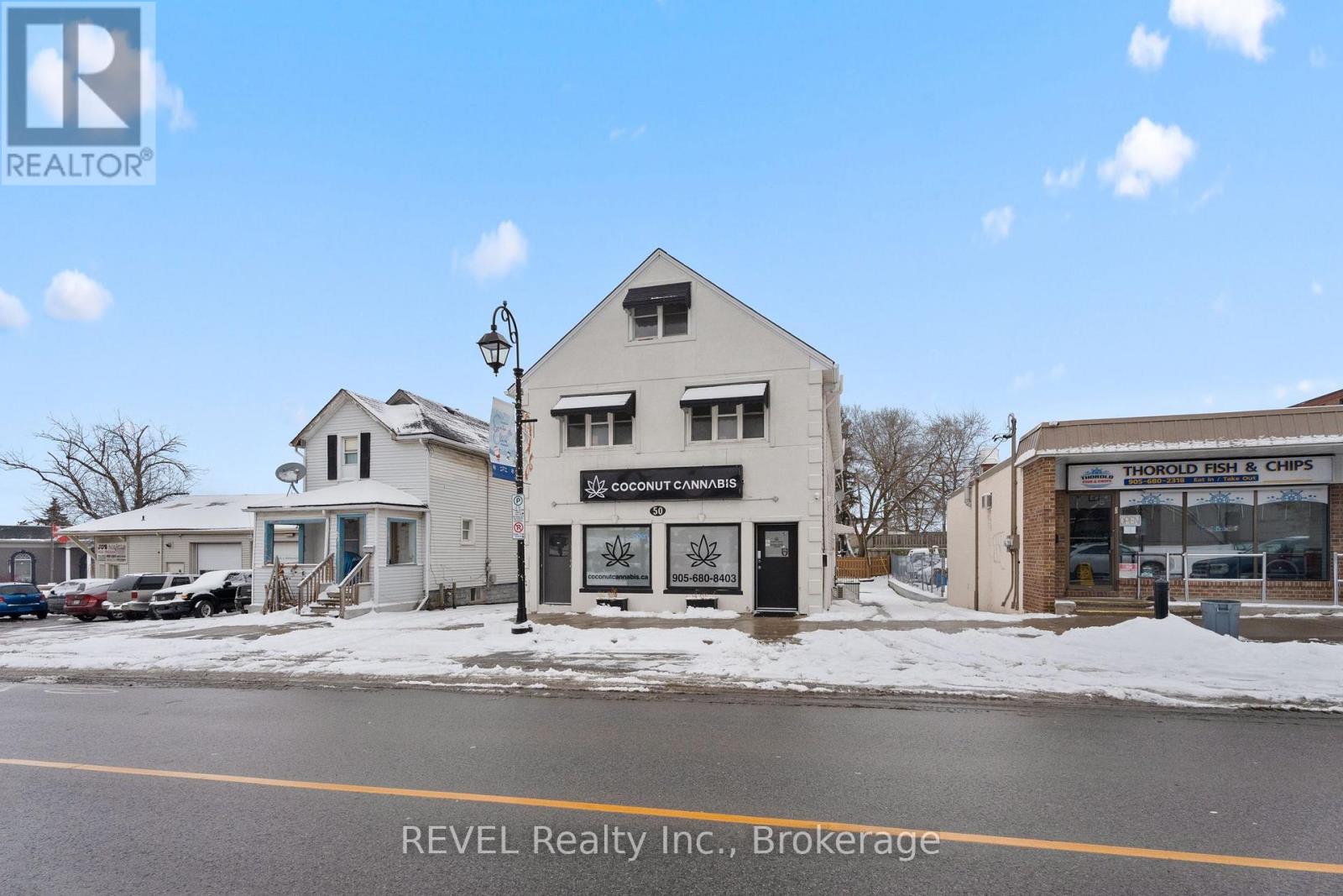 50 Front Street N, Thorold, Ontario  L2V 1X5 - Photo 2 - X12635694