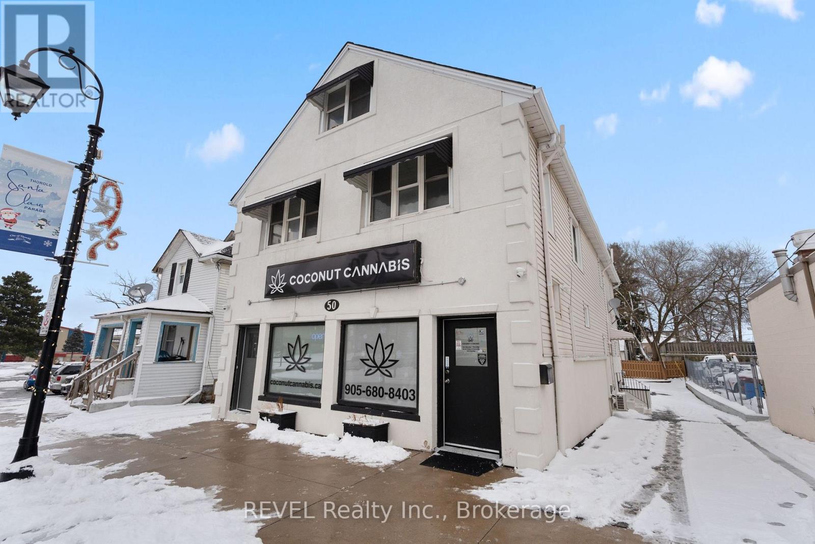 50 Front Street N, Thorold, Ontario  L2V 1X5 - Photo 3 - X12635694