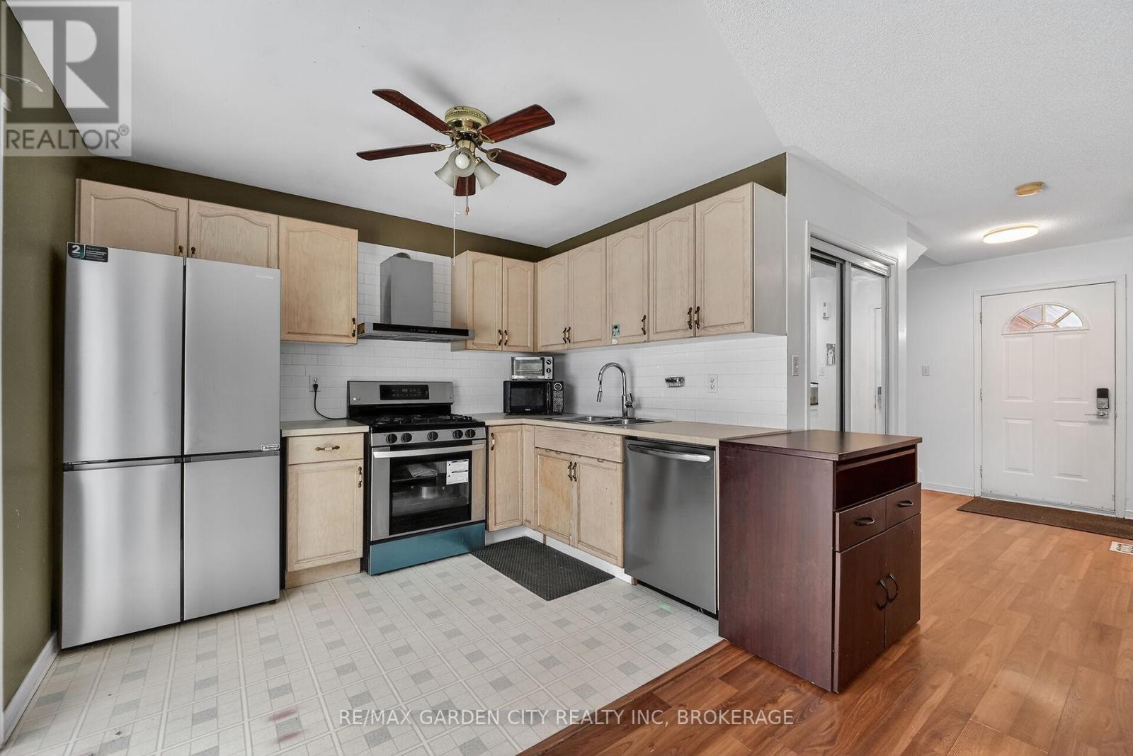 218 Confederation Avenue, Thorold, Ontario  L2V 5A2 - Photo 12 - X12635956