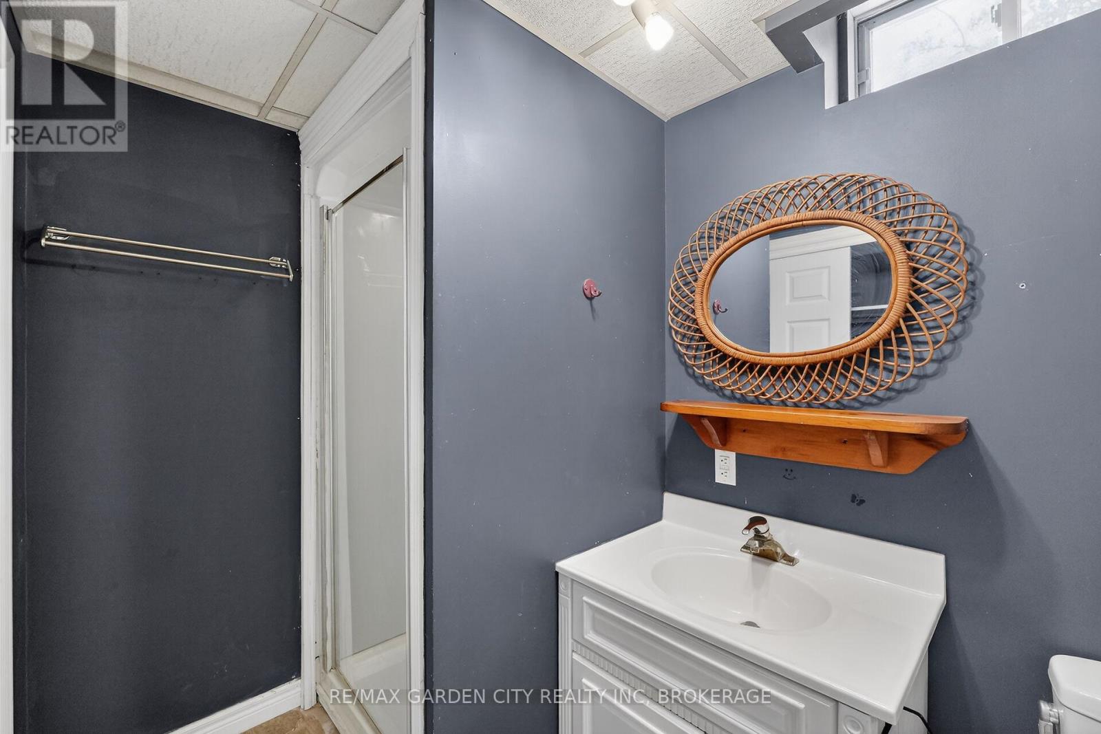 218 Confederation Avenue, Thorold, Ontario  L2V 5A2 - Photo 27 - X12635956