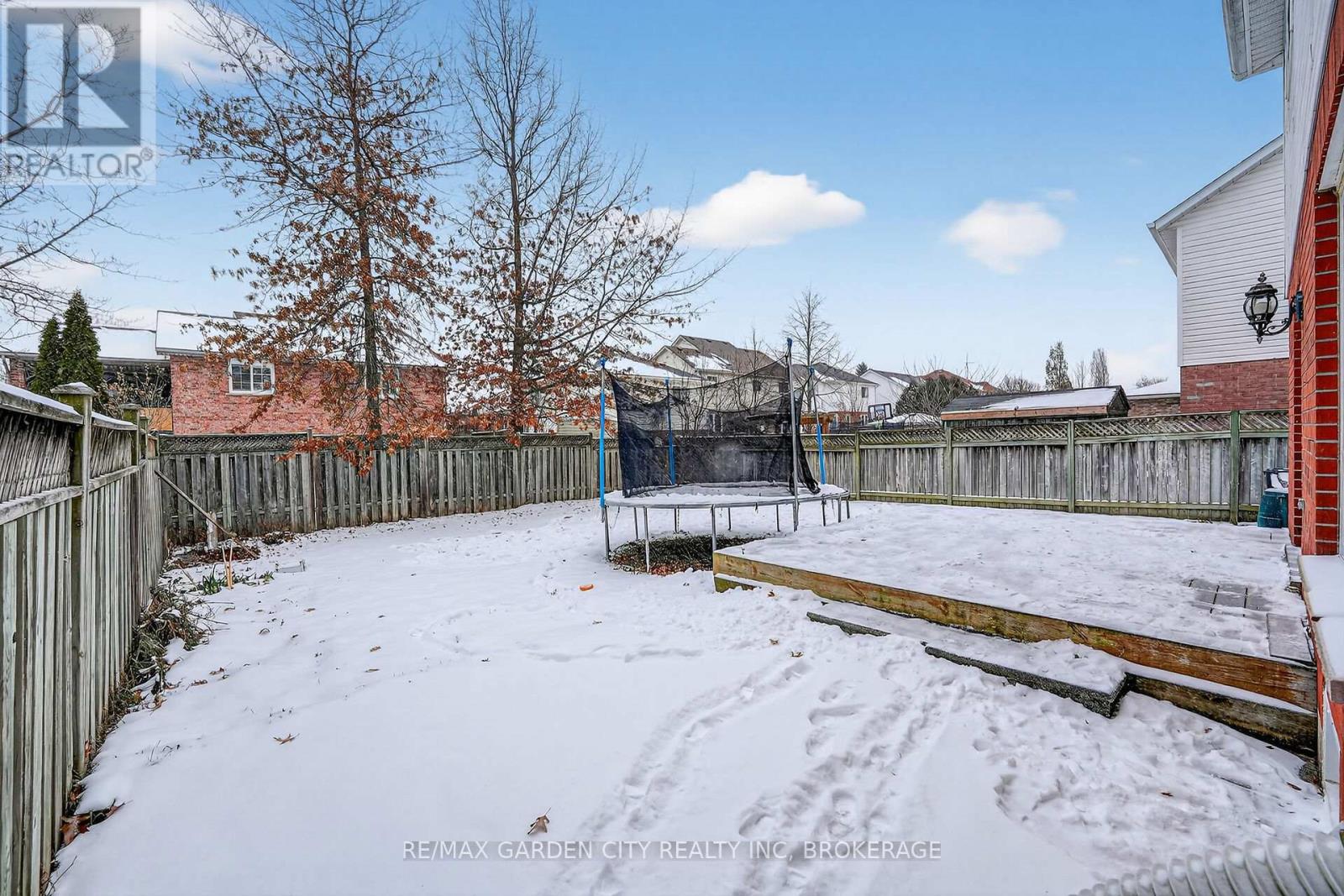 218 Confederation Avenue, Thorold, Ontario  L2V 5A2 - Photo 31 - X12635956